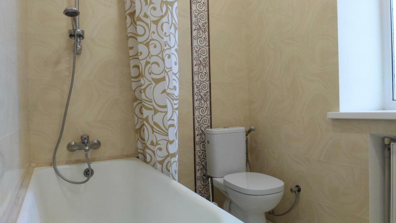 Separate Room Homestay In A Private House, Facilities Shared With Owner Berdychiv Экстерьер фото